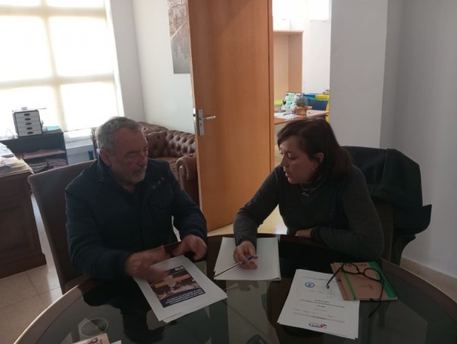 Firmada adhesión con UPTA (Unión de Profesionales y Trabajadores Autónomos)