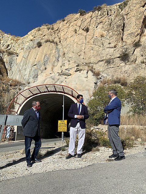 Fomento invierte más de 1,4 millones para mejorar la seguridad vial de tres carreteras regionales que discurren por el Valle de Ricote